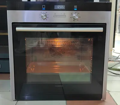 Siemens built in oven electric used in excellent condition