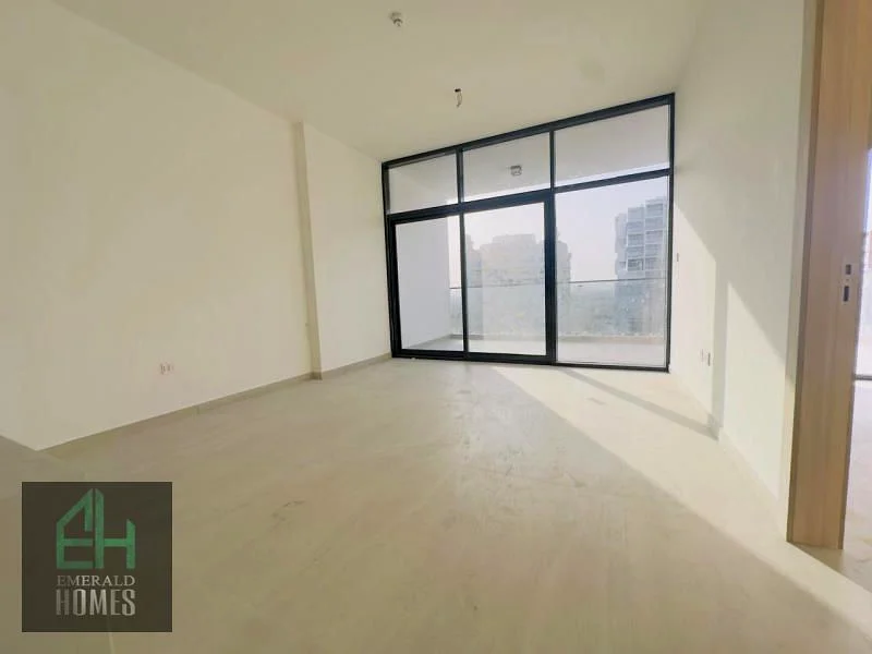 BRIGHT & SPACIOUS  | Freehold Property |  Handover Soon63979305501954111