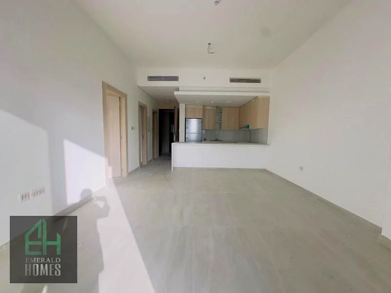 BRIGHT & SPACIOUS  | Freehold Property |  Handover Soon63979305501954113