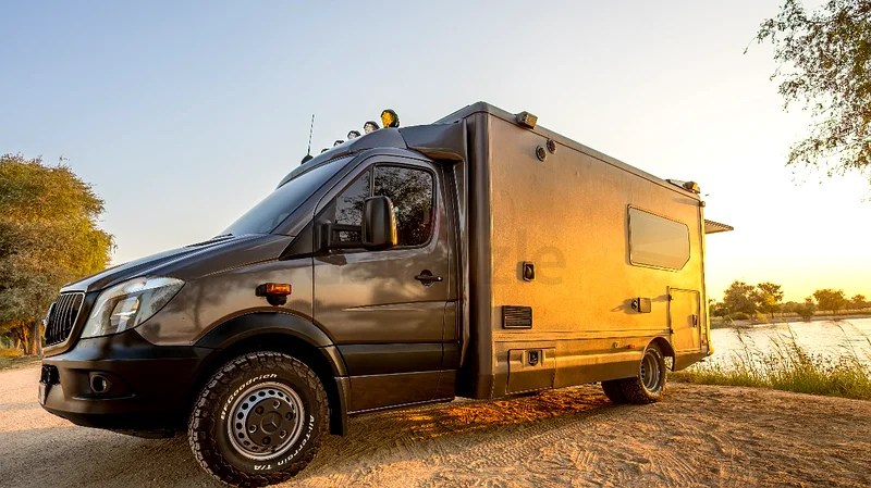 MERCEDES-BENZ SPRINTER 3500 CAMPERVAN – V6 بنزين أوتوماتيكي – 28,000 كم63699042071043111