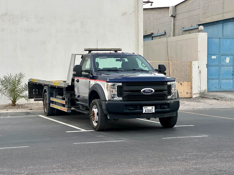 F550 - 6.7L power stroke FSH not negotiable السعر نهائي63699025500163112