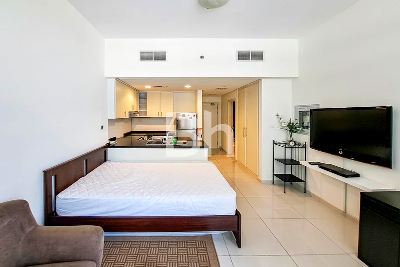 Fully Furnished | Full Pool View | Vacant63739165857282110