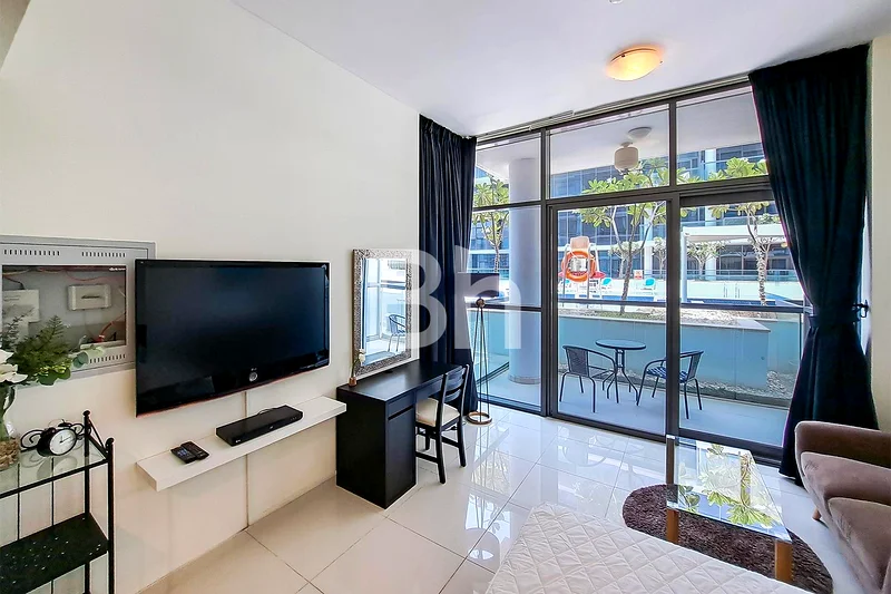 Fully Furnished | Full Pool View | Vacant63739165857282114