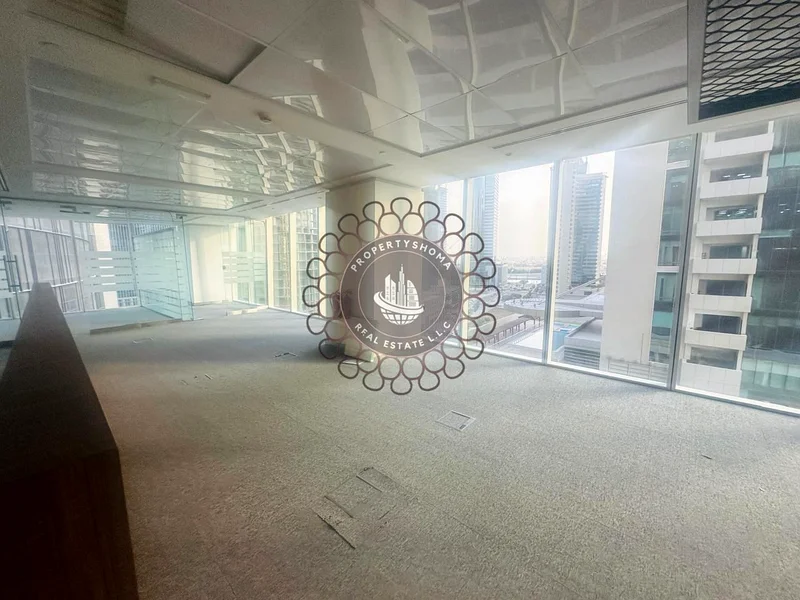 موقع متميز | مجهز بالقرب من وسائل النقل العامة63815336910977114