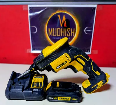 DEWALT SCREW DRIVER 18V B.L