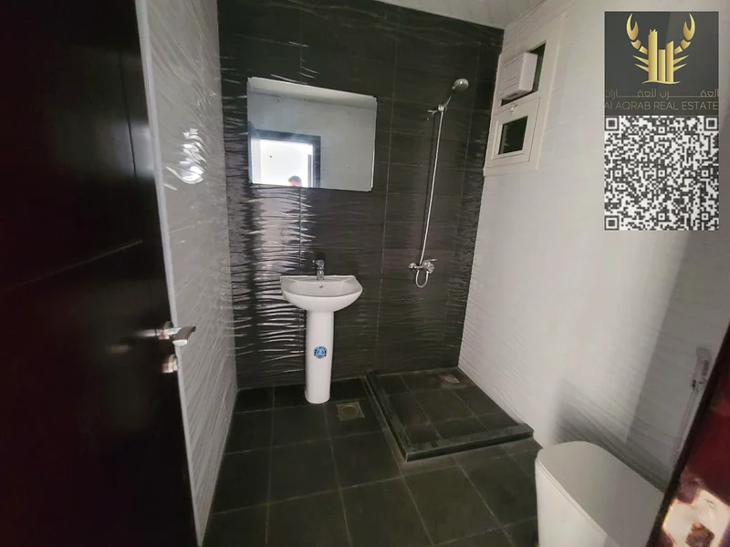 للإيجار السنوي: شقة بغرفتي نوم في عجمان، الجرف 3 🏢63713689353858113