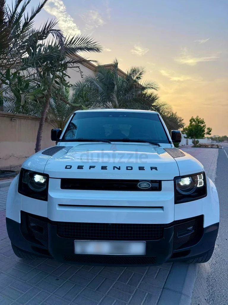 2024 Land Rover Defender 110 S (US Spec, 4-door)63700286864387110