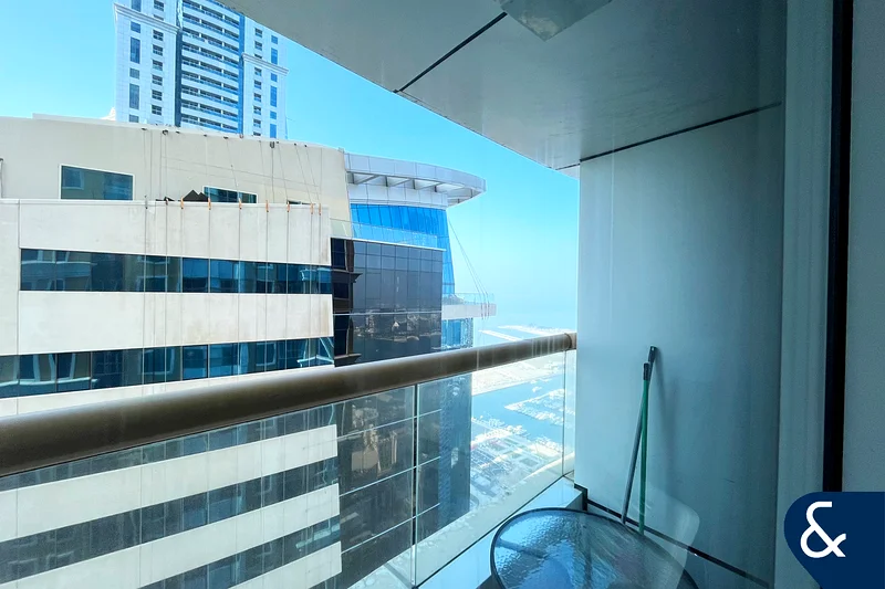 Sea View | Vacant | Furnished | 1 Bedroom64041251459843111