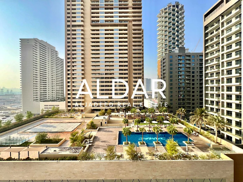 تصميم كبير | جاهز للانتقال | جديد بالكامل | واسع63784114390146110