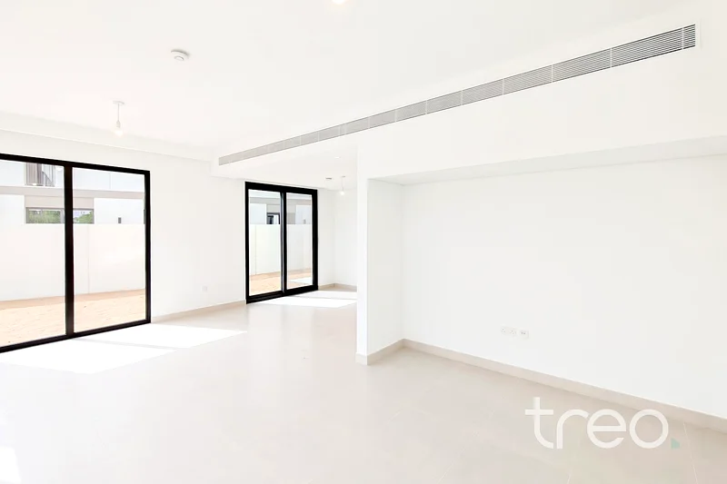 Single row | Closed kitchen | Biggest plot63806793428099112