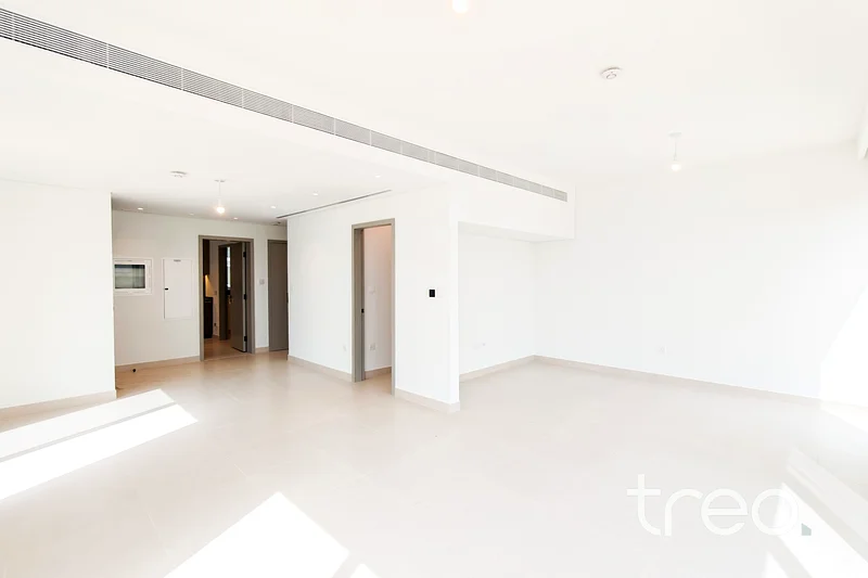 Single row | Closed kitchen | Biggest plot63806793428099111