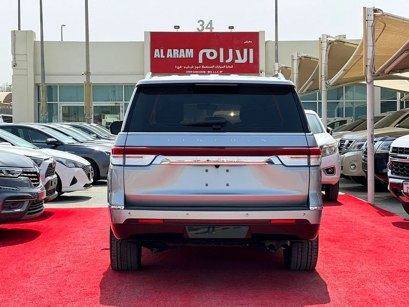2022 | Lincoln Navigator Presidential Edition | GCC | V6 | Ref#83863699026450817114