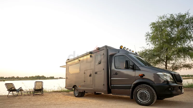 MERCEDES-BENZ SPRINTER 3500 CAMPERVAN – V6 بنزين أوتوماتيكي – 28,000 كم63699042071043113