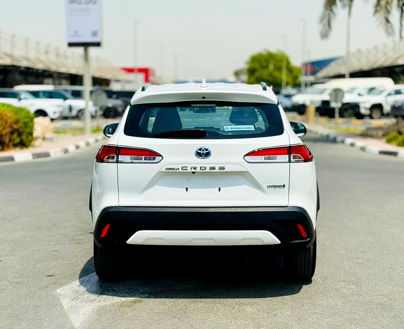 TOYOTA COROLLA CROSS 1.8L HYBRID 2023 GCC VERY GOOD CONDITION (Full Service History  Warranty)63699048745603114