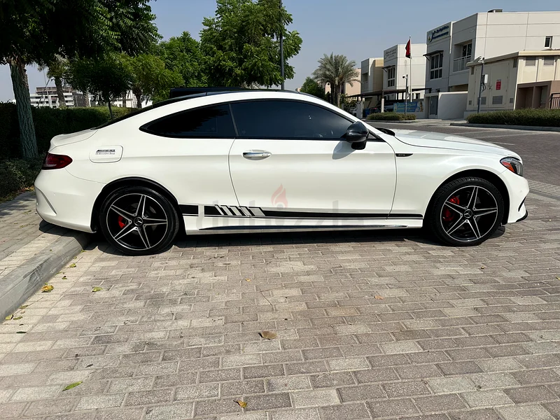 Mercedes-Benz C300 Coupe (AMG) 201763700563421186112