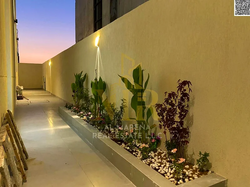 احصل على فيلتك جاهزة للسكن، بما في ذلك رسوم التسجيل ونقل الملكية - تقسيمات داخلية واسعة جداً وتشطيبات فندقية.63884633297795114