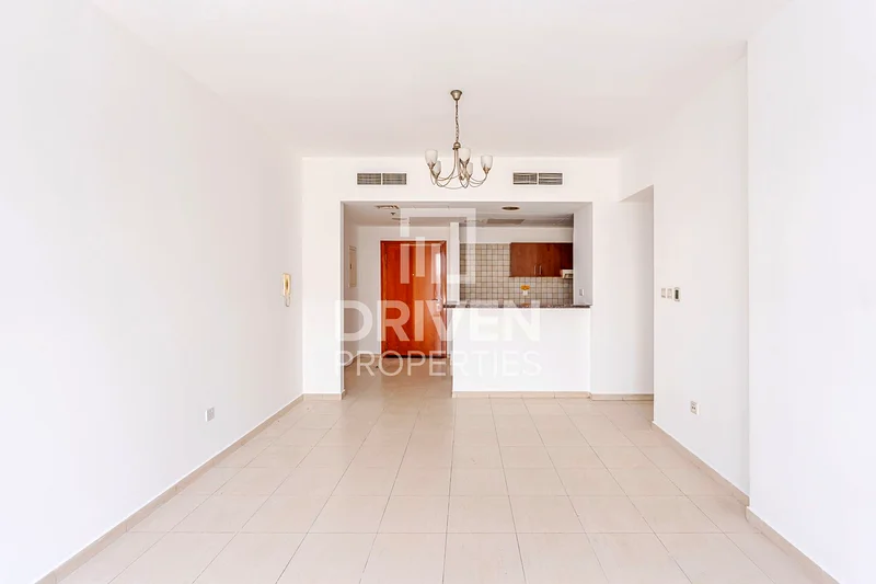 Huge Terrace | Podium Level | Bright Unit | Vacant63731826340737111