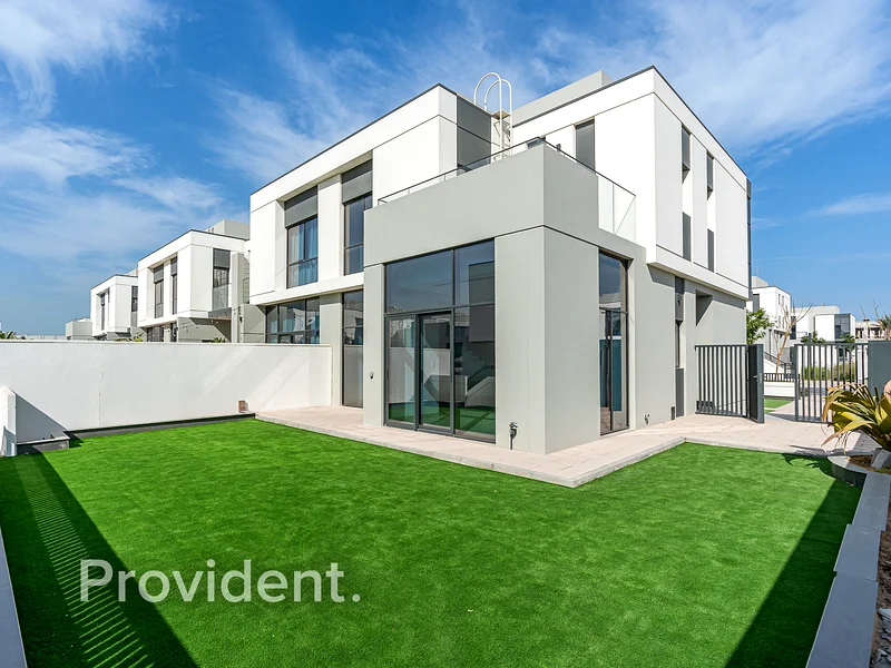 Vacant | Community View | Spacious63763486489985110