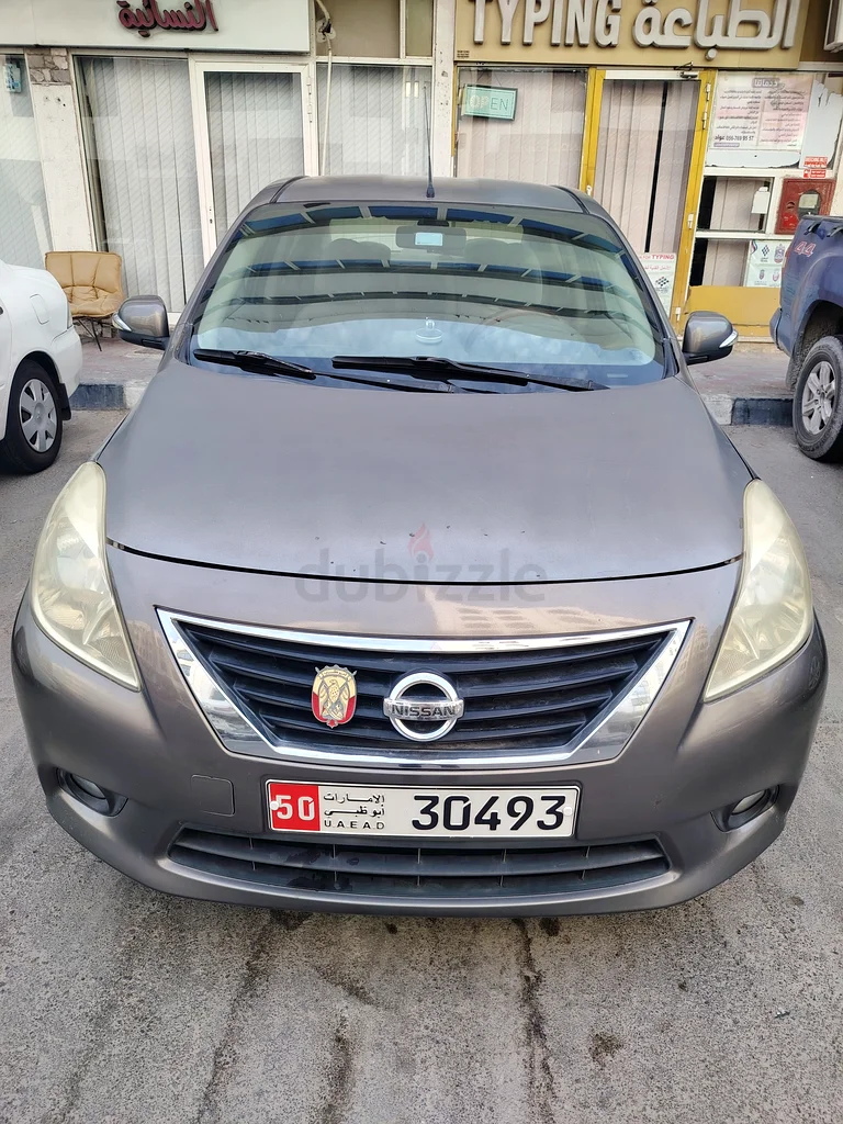 Nissan sunny Gcc 201363699058032643114