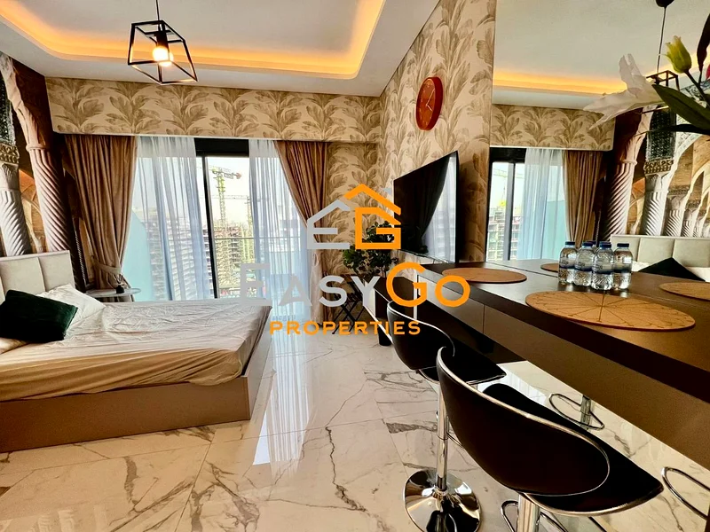 شقة ستوديو | مؤثثة | 63000 درهم إماراتي | موقع متميز63802764288513111