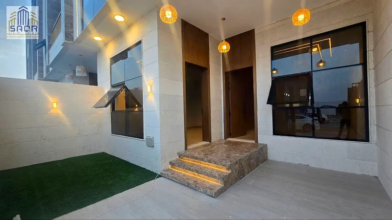 تاون هاوس من طابقين وسطح / ملكية حرة / شامل الرسوم.63913217951361113