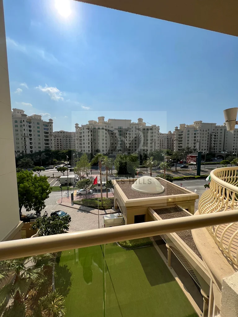 شقة واسعة من غرفتي نوم مع شرفة63804876141185110