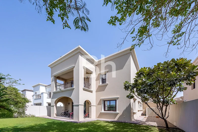 Spacious | Single Row | Available Now63727208262785110
