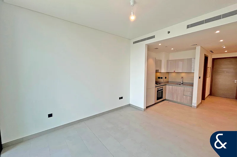 Study Room | Burj View | Vacant on Transfer64016677810818111