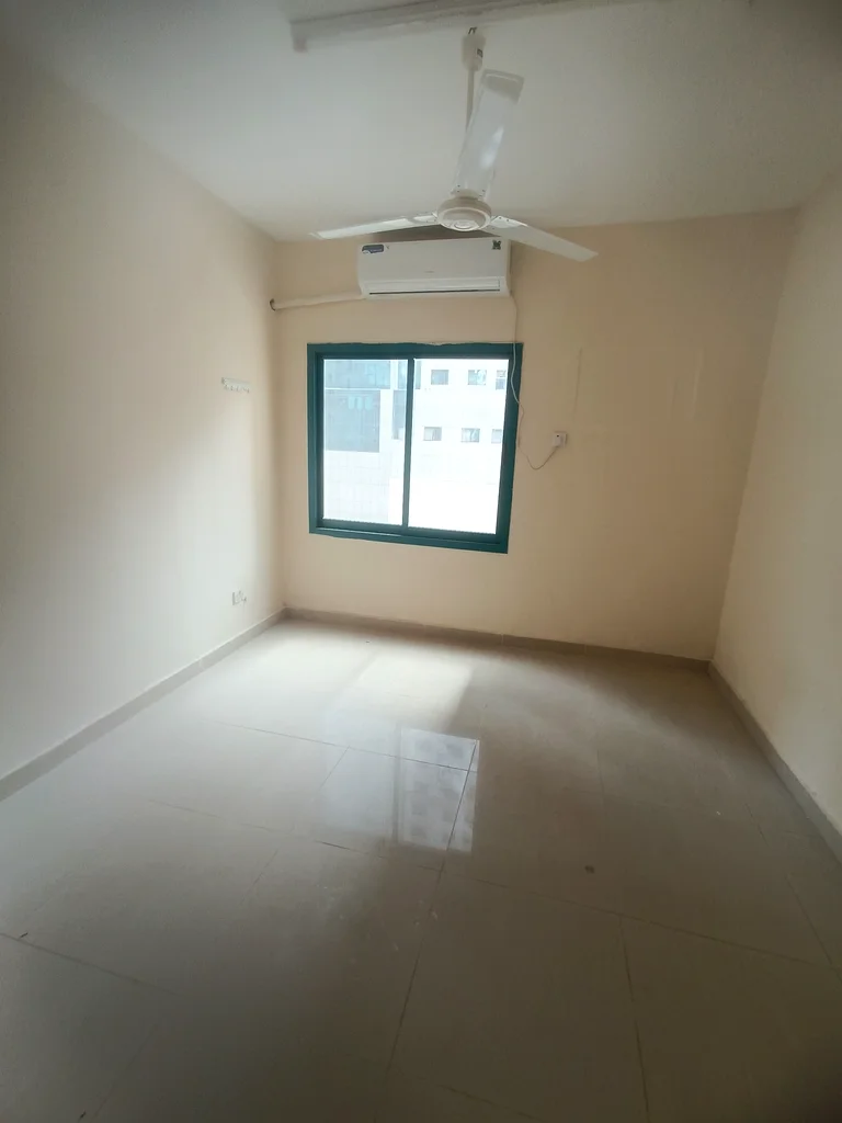 Monthly studio available only in 2600 for family biluding close 2 Dubai exit call Sheikh63816673250691111