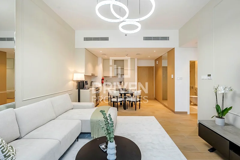 Brand New with Burj View | Ready to Move in63808325670786110
