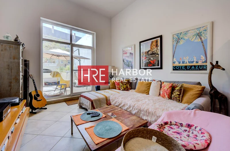 Gated Community | Well Maintained | Unfurnished63982600521603111
