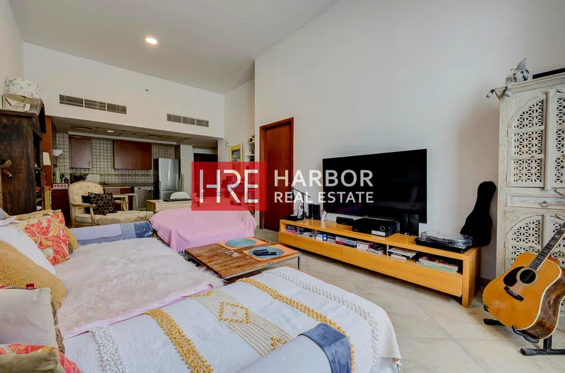 Gated Community | Well Maintained | Unfurnished63982600521603113