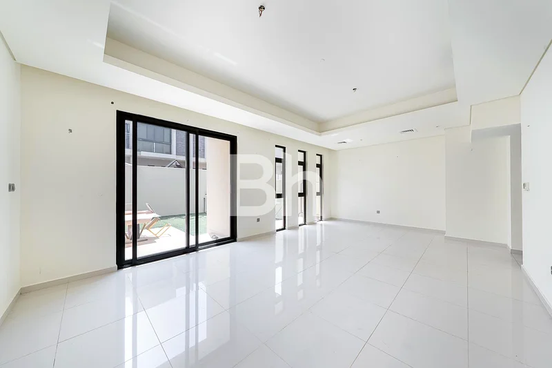 Vacant | Ready to Move | R2M Layout64002639620994112