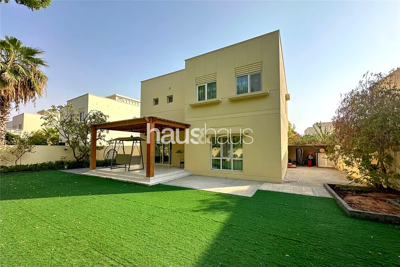Huge Plot | Upgraded | Great Location63726205924738110