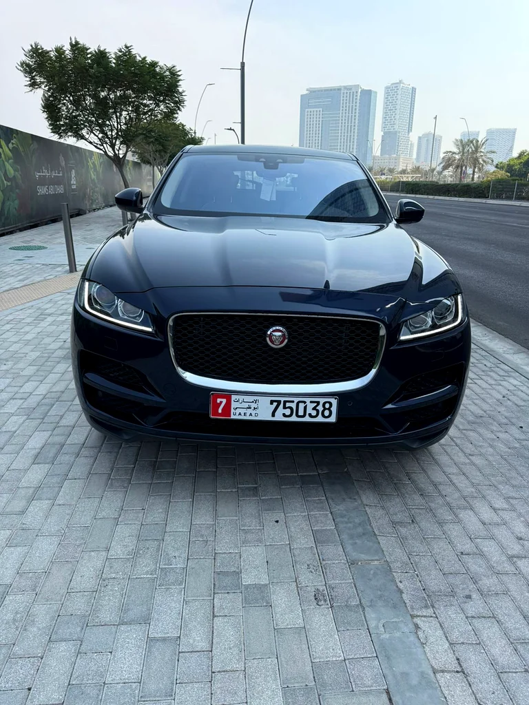 جاكوار إف بيس 2020 بمحرك 25 تي مع سجل صيانة كامل #أميال منخفضة63699026783490110