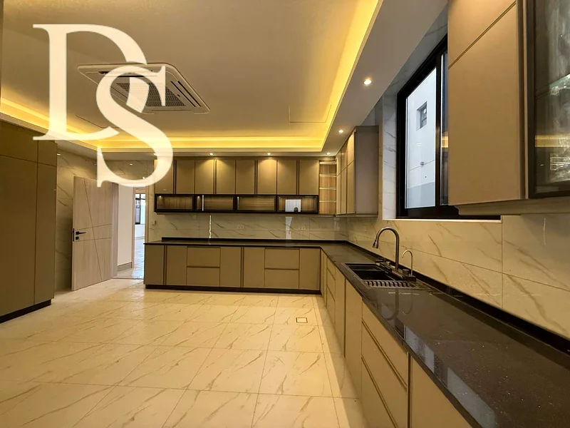A villa with modern finishes, decorations and design at the highest level, freehold for all nationalities.63869060444929114