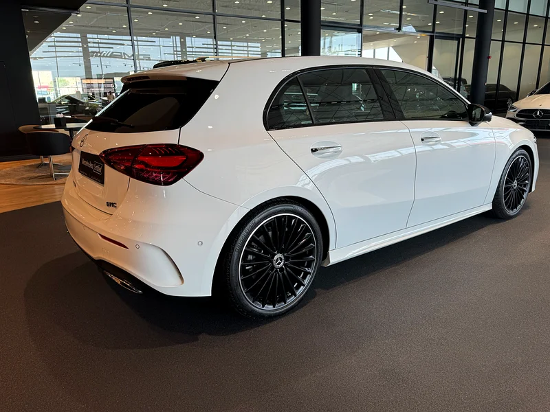 مرسيدس بنز A200 هاتشباك AMG 2025 | ضمان 5 سنوات أو 150,000 كم لدول مجلس التعاون الخليجي63700563797249113