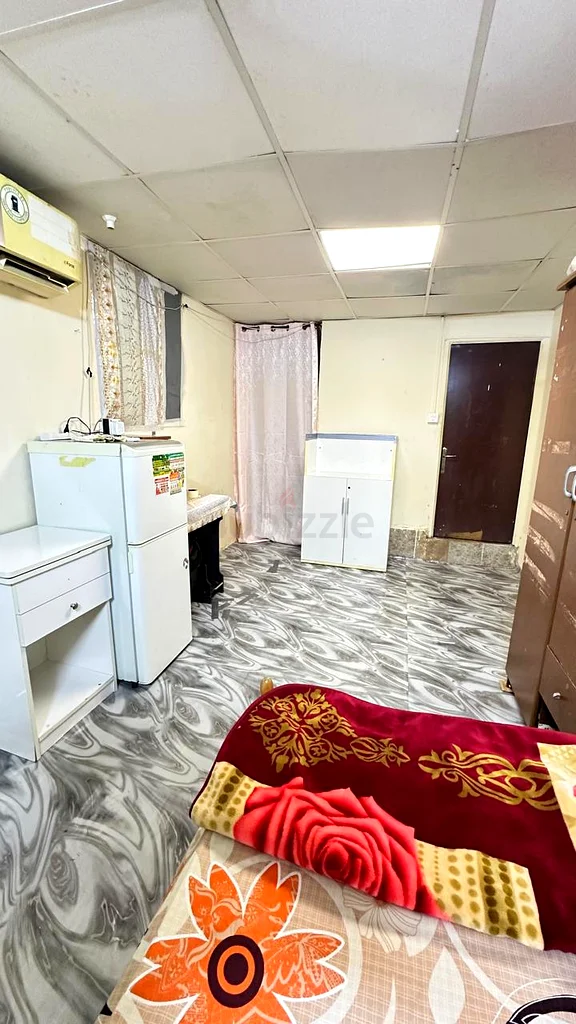 غرفة عائلية مفروشة مع مطبخ وحمام داخلي متضمنة الإنترنت وديوا64057140251521113
