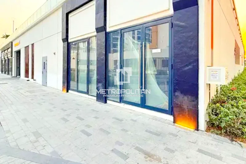 Retail Space | Prime Location | High Footfall Area63823887742210111