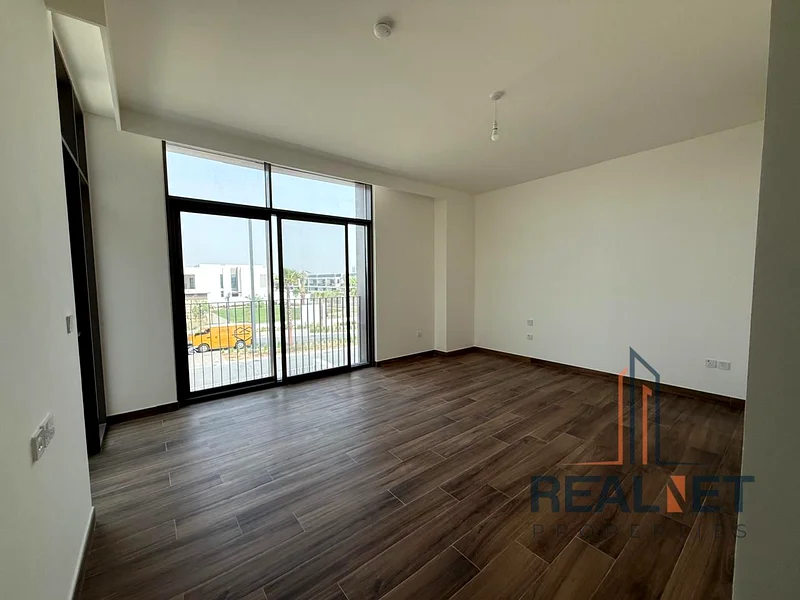 4 Beds | Brand New | Single Row | Large Layout63762313145089114