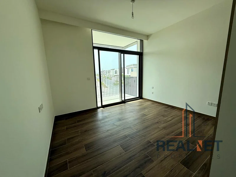 4 Beds | Brand New | Single Row | Large Layout63762313145089111