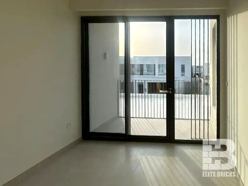 Ready to Move in Prime Location | Modern63732115593603112