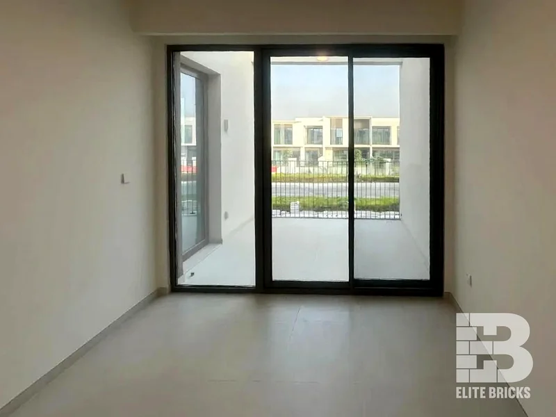 Ready to Move in Prime Location | Modern63732115593603113