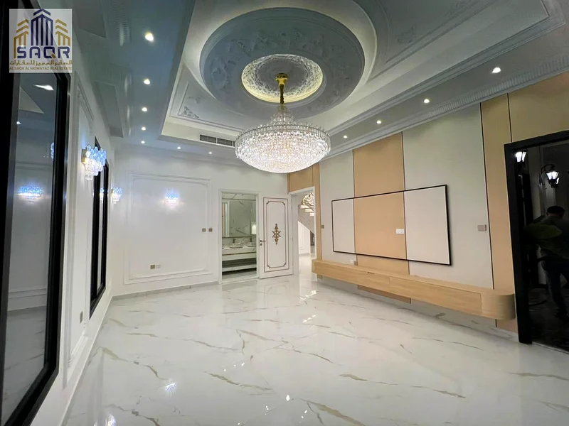 Miniature palace on the corner of two streets / VIP finishing / Freehold / Including fees / No service fees63913217811969113
