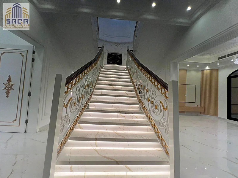 Miniature palace on the corner of two streets / VIP finishing / Freehold / Including fees / No service fees63913217811969114