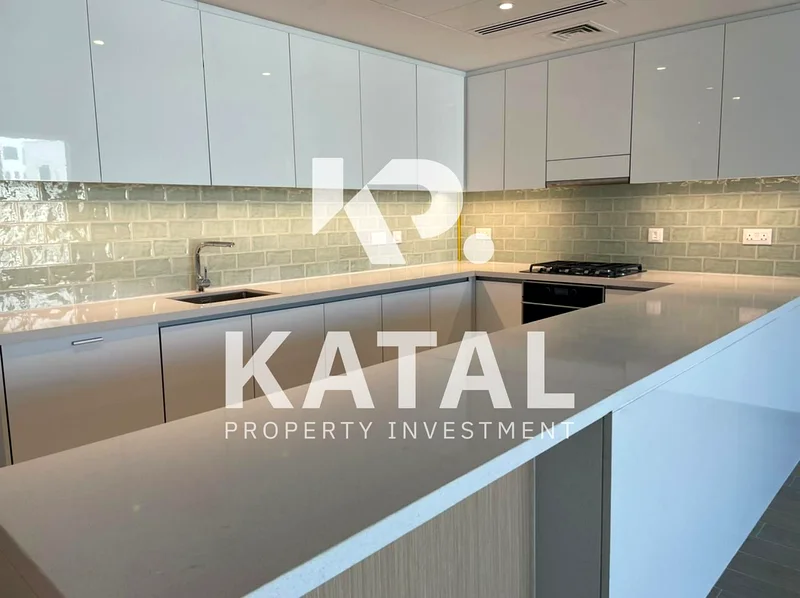 Prime Area | Partial Sea View |Spacious Living63848388188034114