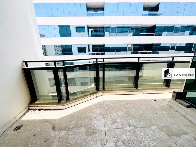 Spacious 2BHk | Huge Hall | With Balcony | All Amenities63767946368002112