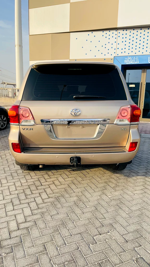 تويوتا لاندكروزر 2008 VXR V8 خليجي بحالة وكالة نظيفة جدا رقم واحد63699052421634114