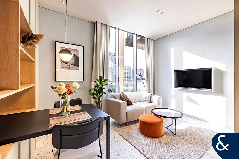 Luxurious | Burj View | Available Now63792473527043110