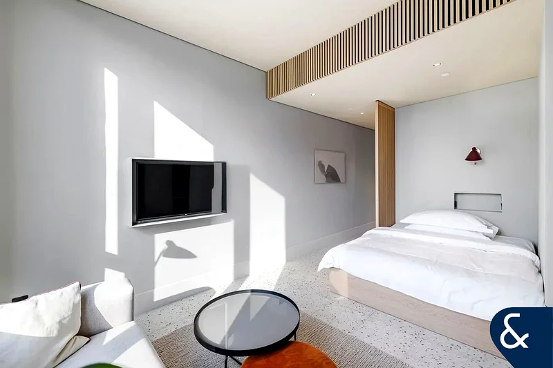 Luxurious | Burj View | Available Now63792473527043113